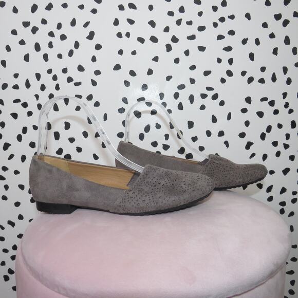 Baretraps Taupe Evey Laser Cut Perforated Faux Suede Flats - Picture 2 of 8